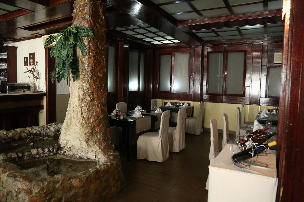 B&B Vila Bela Ruza Сремска Митровица Екстериор снимка