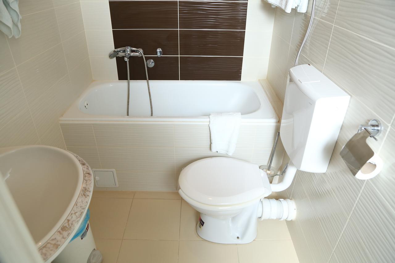 B&B Vila Bela Ruza Сремска Митровица Екстериор снимка