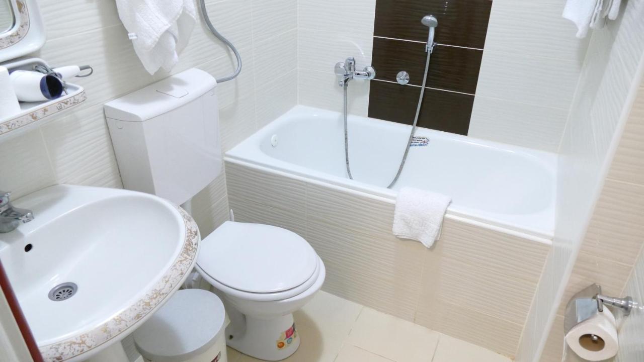 B&B Vila Bela Ruza Сремска Митровица Екстериор снимка